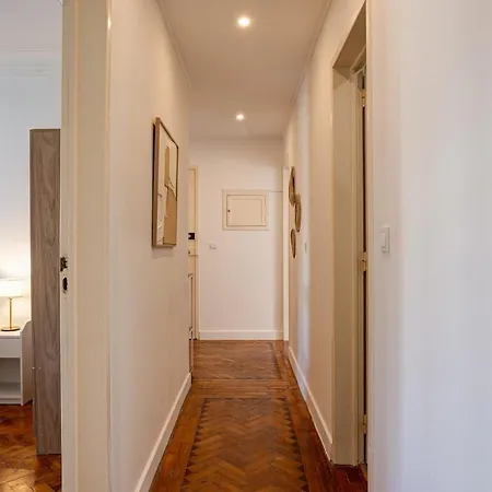 Apartmán Bright Tailor Made Flat With Ac In Areeiro Lisboa